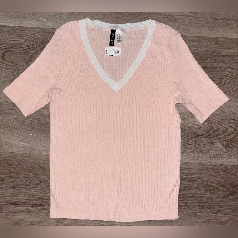 H&M Light Pink V-Neck Ribbed Tee